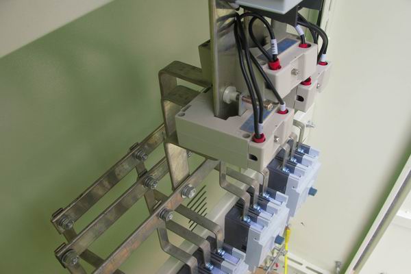 佛山配电柜-3683谈谈配电柜的尺寸有哪些